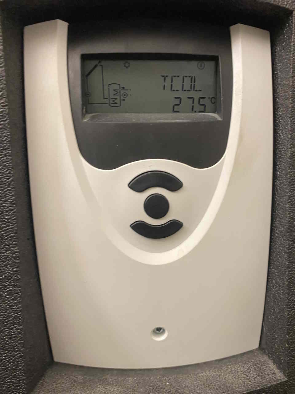 Régulation d'un chauffe-eau solaire WSE300N Chapée