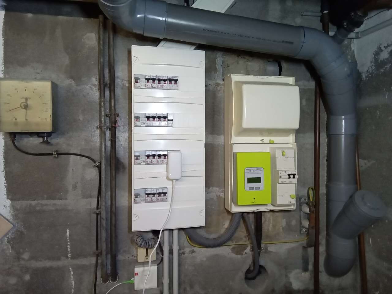 Installation de coffret électrique (Norme NF) en rénovation